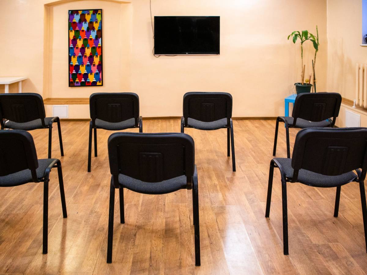 Аренда кабинета метро Горьковская - «EMDR-центр в Санкт-Петербурге»